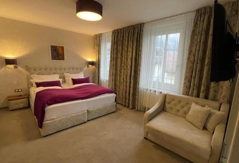 标准工作室, Radetzky