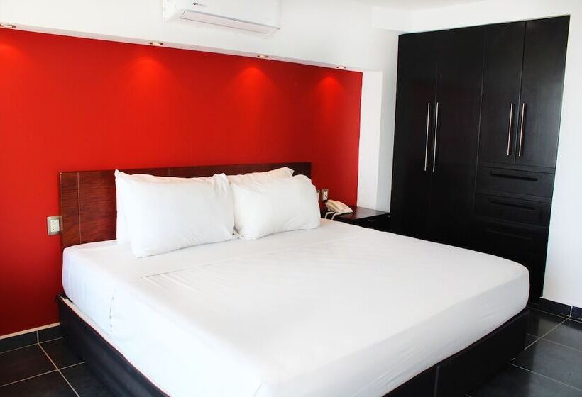 جناح جونيور, Ramada By Wyndham Acapulco Hotel & Suites