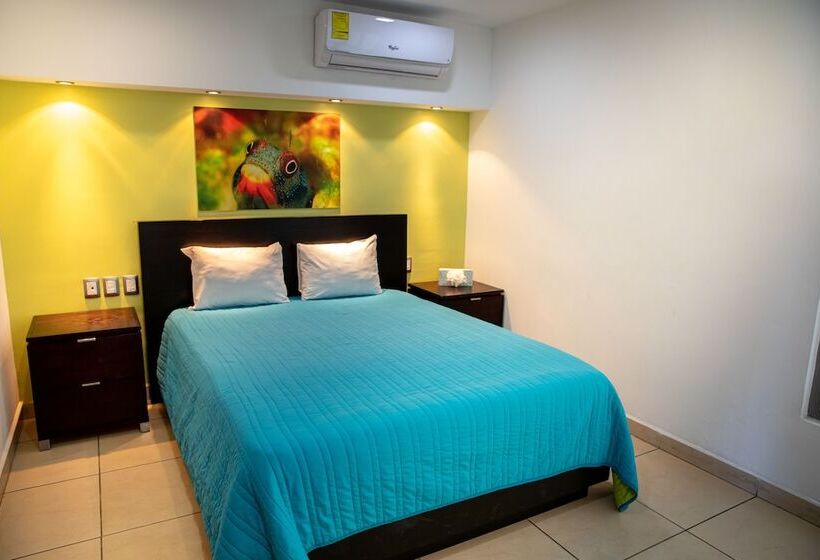 جناح جونيور, Ramada By Wyndham Acapulco Hotel & Suites