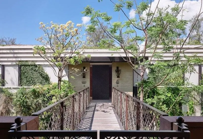 Standard-huone Puutarhanäkymä, Rosewood Phuket