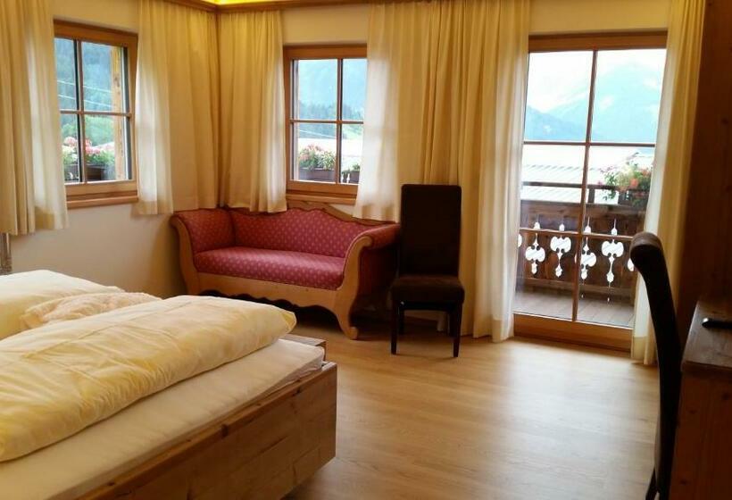 חדר סטנדרט, Rosis Sonnbergstuben