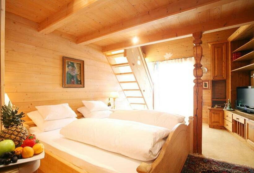 סוויטת ג'וניור, Rosis Sonnbergstuben