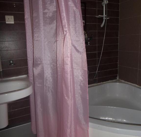 سوییت, Theodawn Hotels @ Suite 29