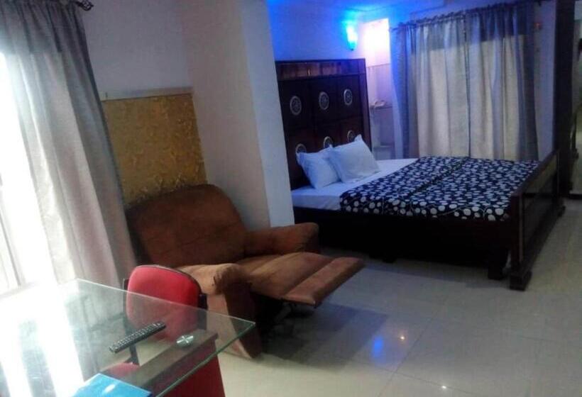 سوییت, Theodawn Hotels @ Suite 29