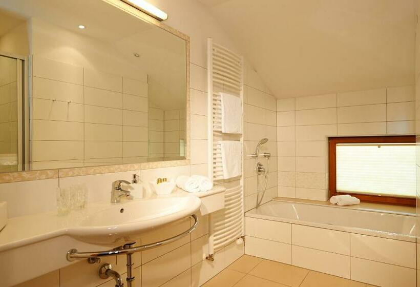 غرفة ديلوكس, Waidmannsheil