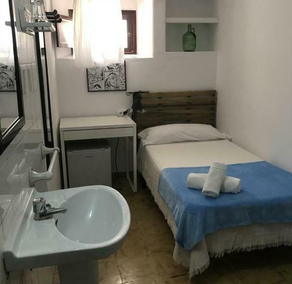 스탠다드 싱글 룸 공동욕실, Casa De Huespedes La Peña