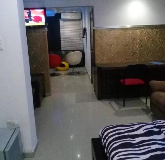 سوییت, Theodawn Hotels @ Suite 29