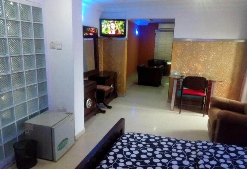 سوییت, Theodawn Hotels @ Suite 29