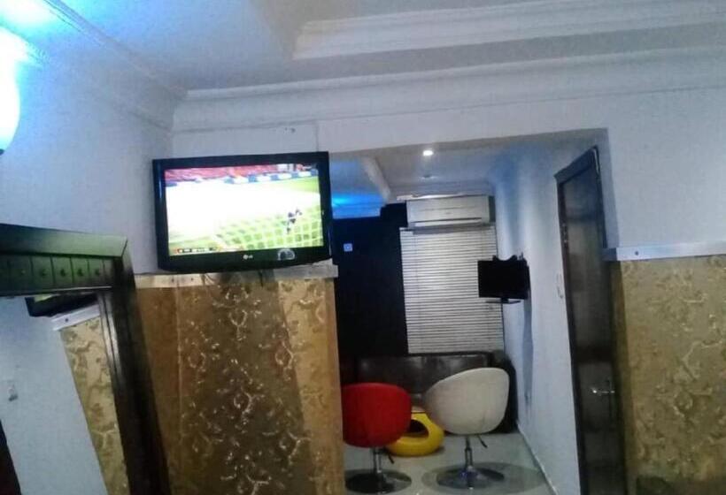 سوییت, Theodawn Hotels @ Suite 29