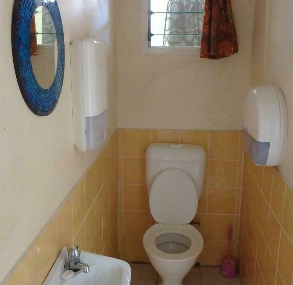 اتاق استاندارد, Bluewater Lodge