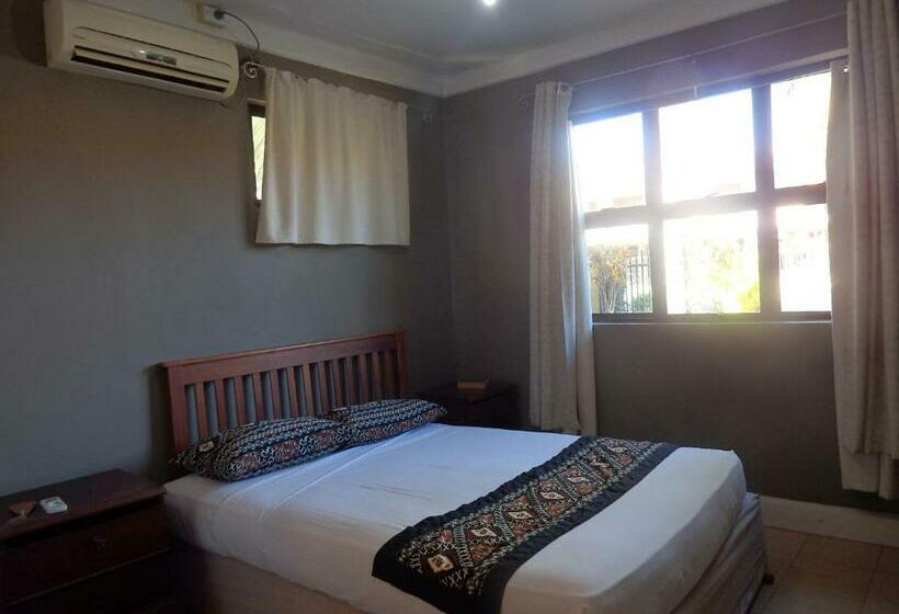 标准间, Bluewater Lodge