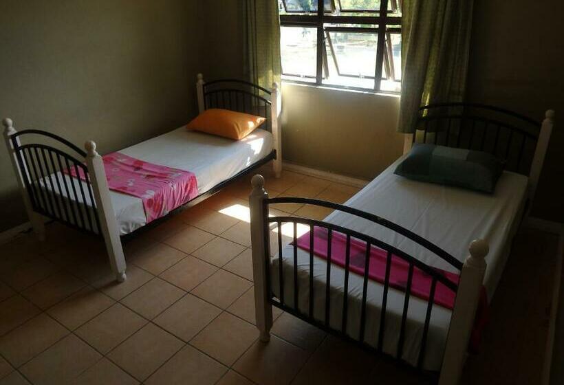 اتاق استاندارد, Bluewater Lodge