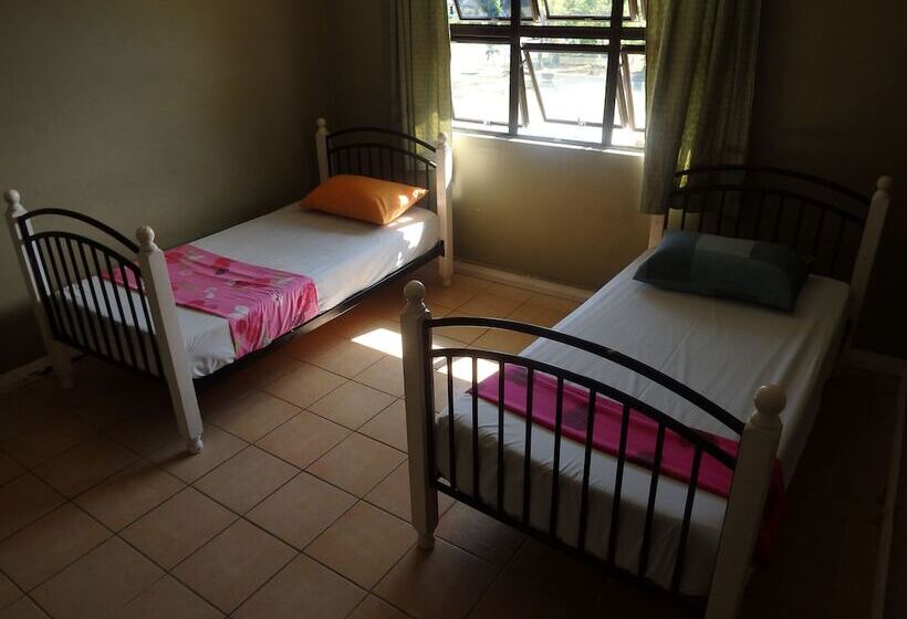 اتاق استاندارد, Bluewater Lodge