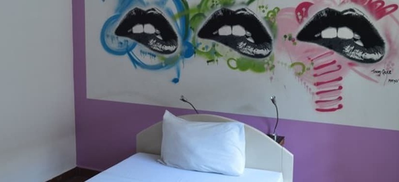 スタンダードルーム, The Funky Village