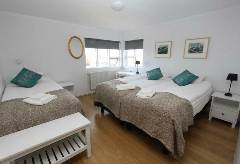 اتاق استاندارد با سرویس بهداشتی مشترک, Old Airline Guesthouse