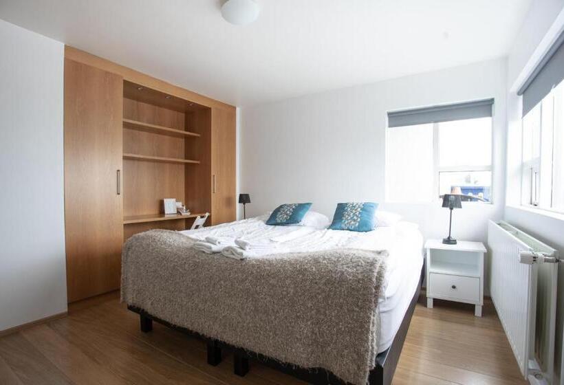 اتاق استاندارد با سرویس بهداشتی مشترک, Old Airline Guesthouse