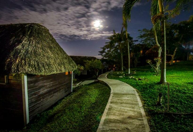 اتاق استاندارد, Cahal Pech Village Resort