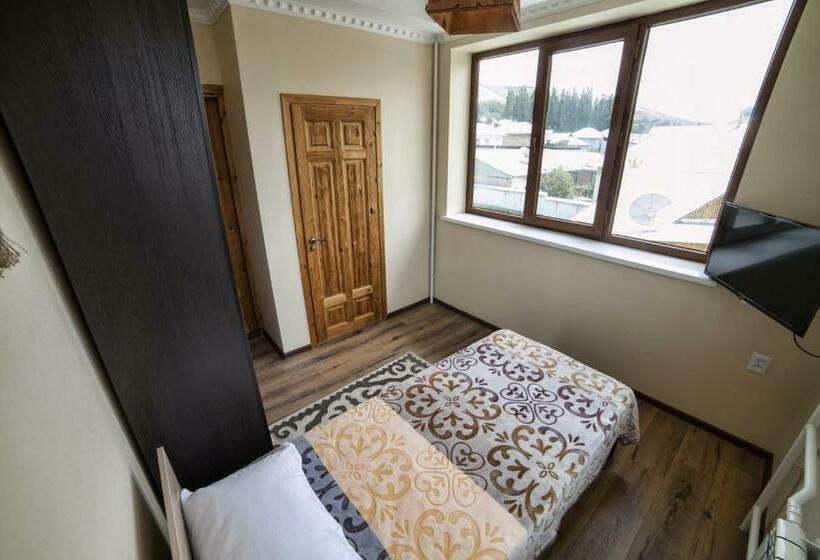 اتاق استاندارد یک نفره, Ethno Boutique Hotel Osh