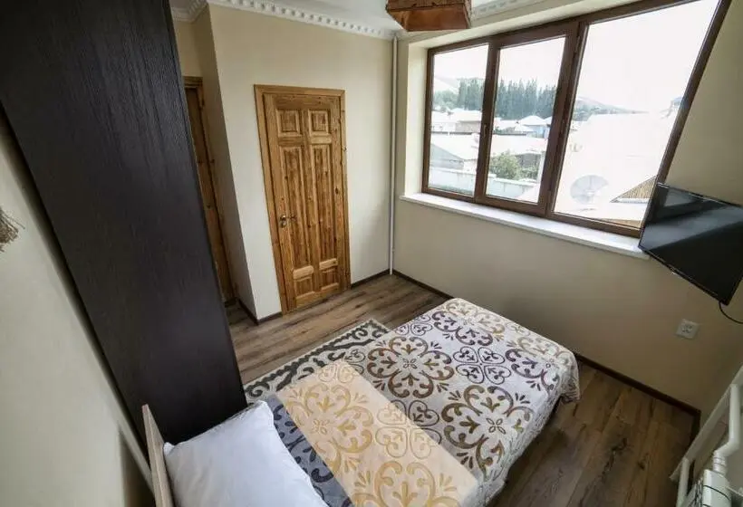 اتاق استاندارد یک نفره, Ethno Boutique Hotel Osh