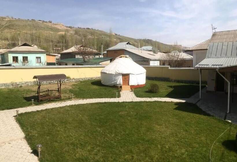 اتاق استاندارد یک نفره, Ethno Boutique Hotel Osh