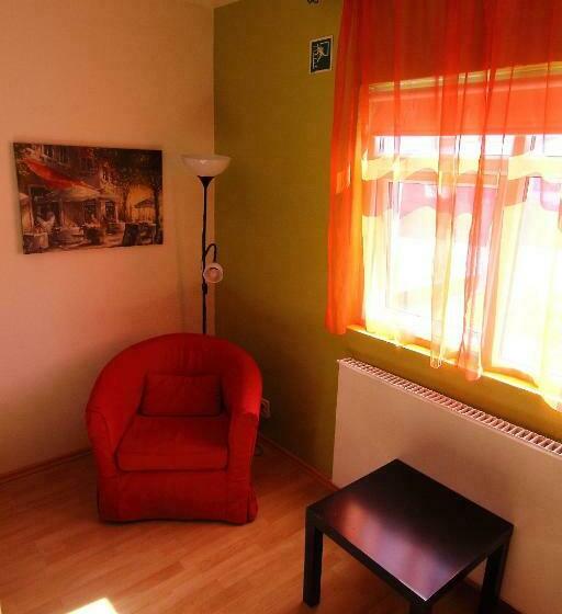 اتاق استاندارد چهارنفره با سرویس بهداشتی مشترک, Grundarfjördur Hostel