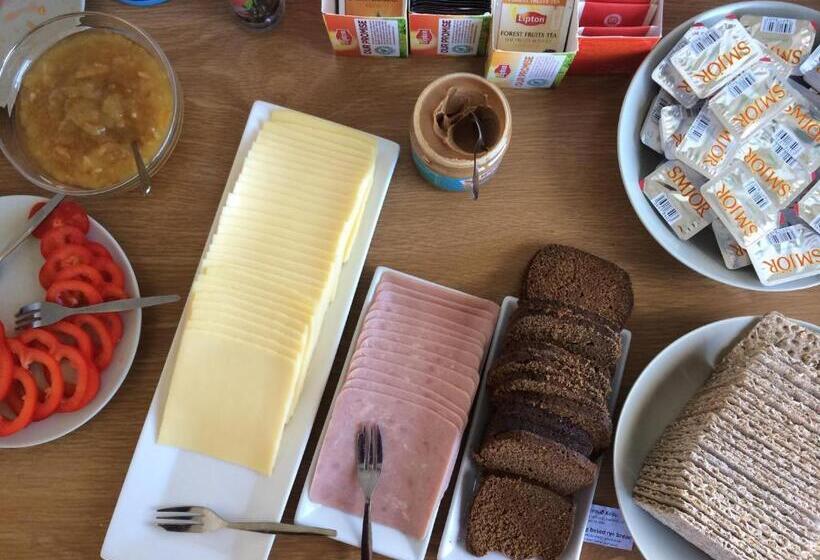 اتاق استاندارد, Hlid Bed And Breakfast