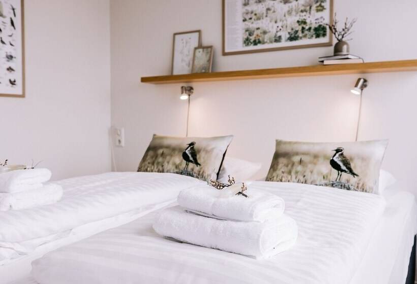 اتاق استاندارد, Hlid Bed And Breakfast