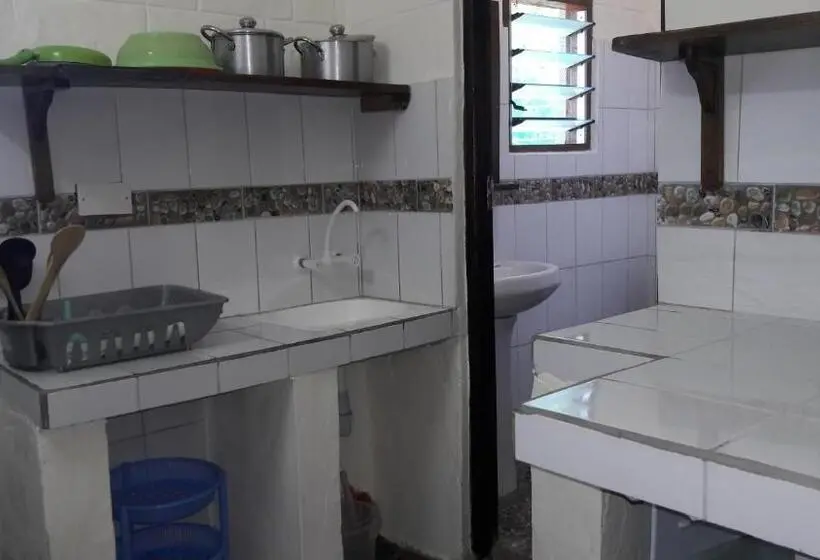 اتاق استاندارد سه نفره, African Dream Cottages Diani Beach