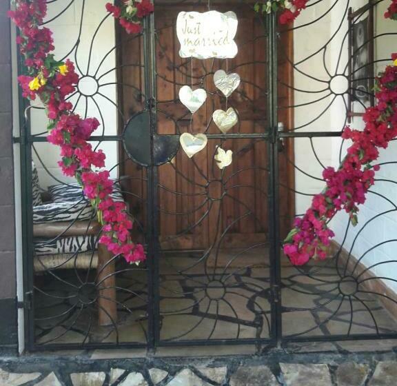 اتاق استاندارد, African Dream Cottages   Diani Beach