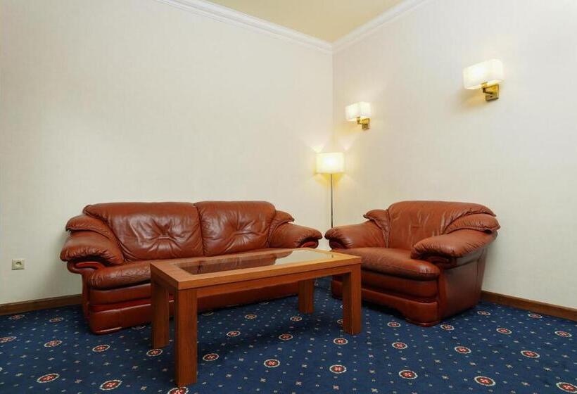 جناح غرفتين نوم, Amberd