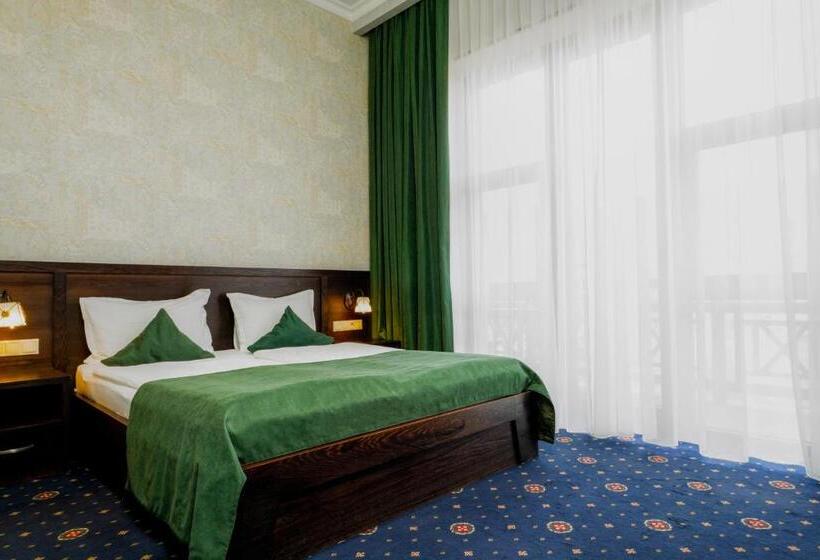 غرفة قياسية, Amberd