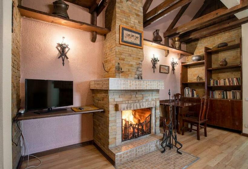 اتاق استاندارد با چشمانداز باغ, Asian Mountains