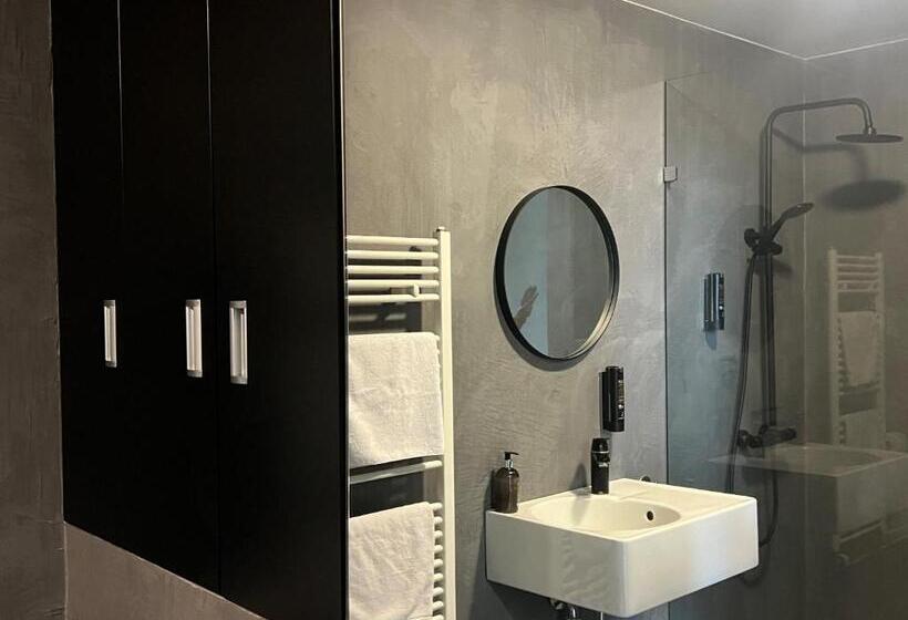 اتاق استاندارد, Bifrost