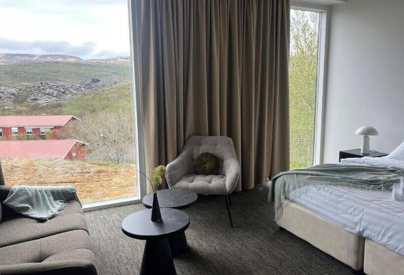 اتاق استاندارد با چشمانداز کوهستان, Bifrost