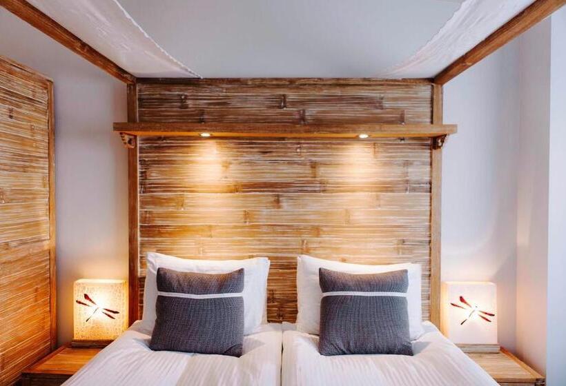 اتاق لوکس, Eyja Guldsmeden