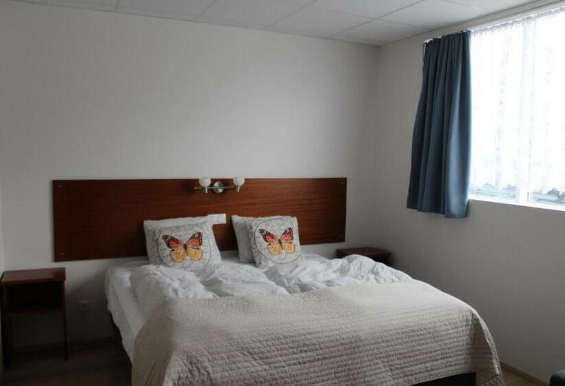 اتاق استاندارد, Grásteinn  Airport