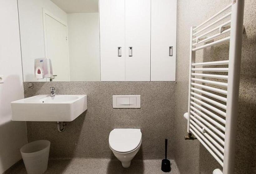 اتاق استاندارد, Bifrost