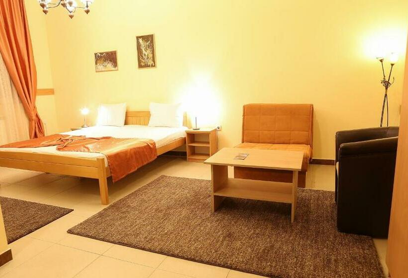 اتاق استاندارد, North City