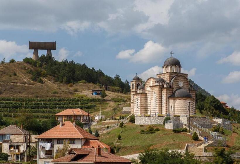 سوییت جونیور, North City