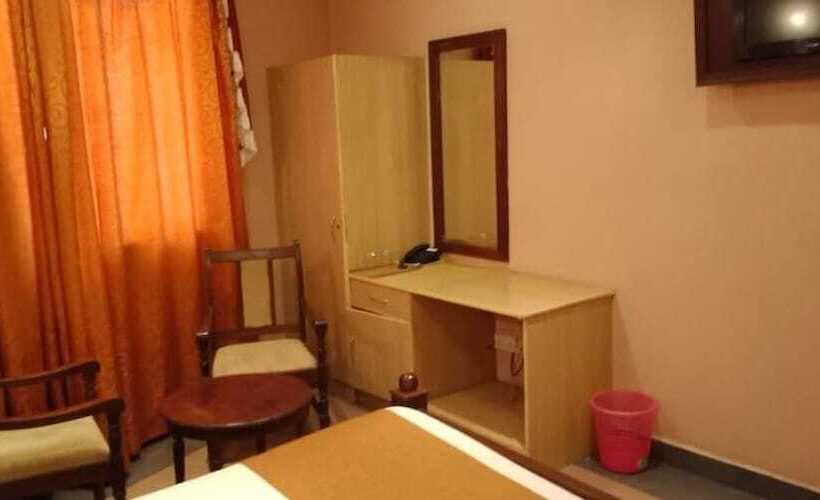 اتاق استاندارد یک نفره, Regency Park