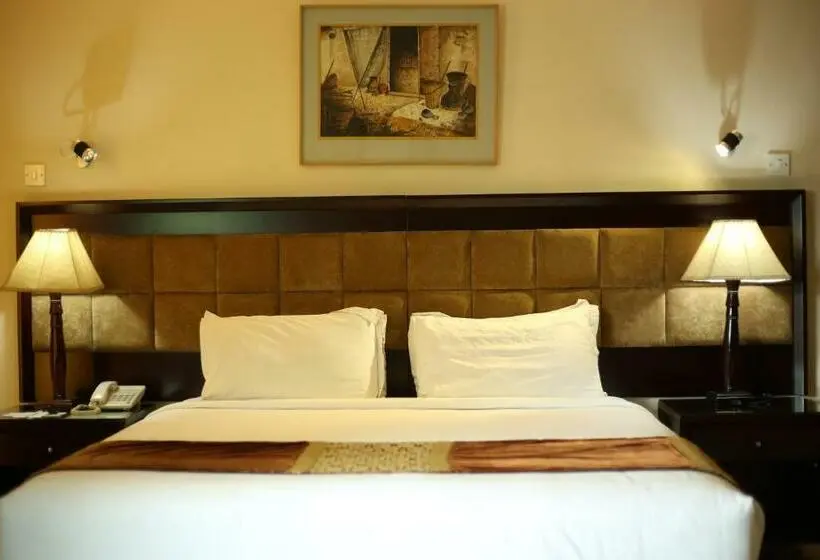 اتاق لوکس, The Avenue Hotel & Suites