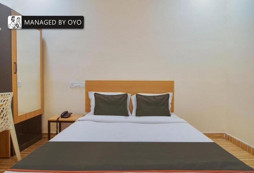 标准间, Super Collection O Malkajgiri Formerly Serene Woods