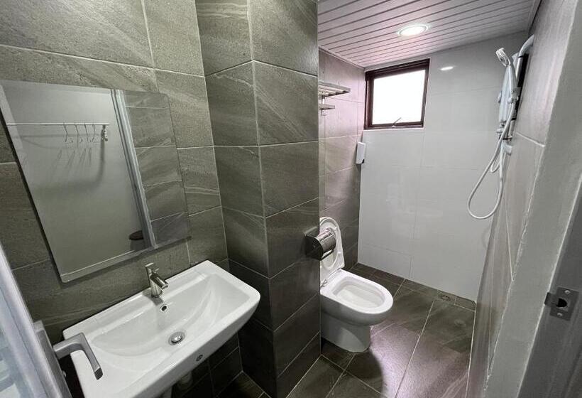 غرفة ديلوكس ثلاثية, Ou Inn Cameron Highlands ,ferm Nyonya Restaurant