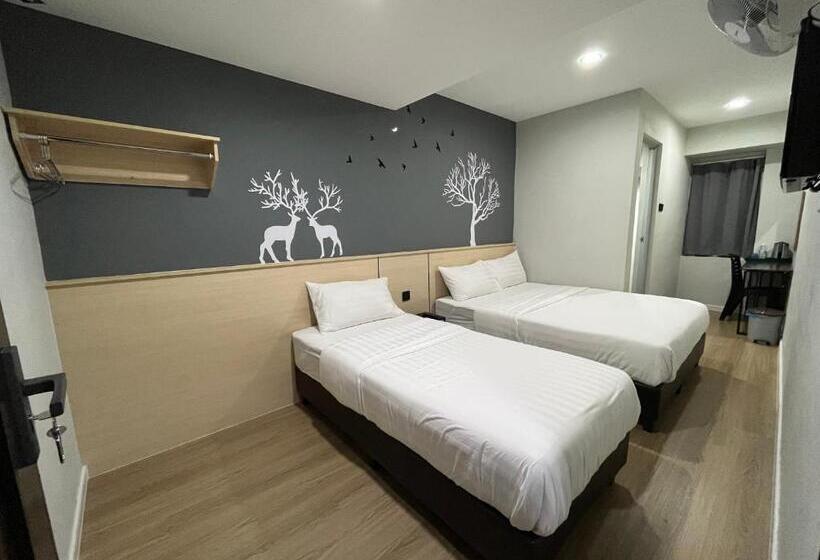 غرفة ديلوكس ثلاثية, Ou Inn Cameron Highlands ,ferm Nyonya Restaurant