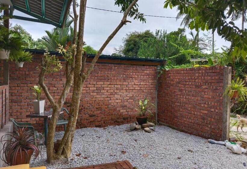 Villa 1 Quarto, Pondok Keladi Langkawi Guesthouse
