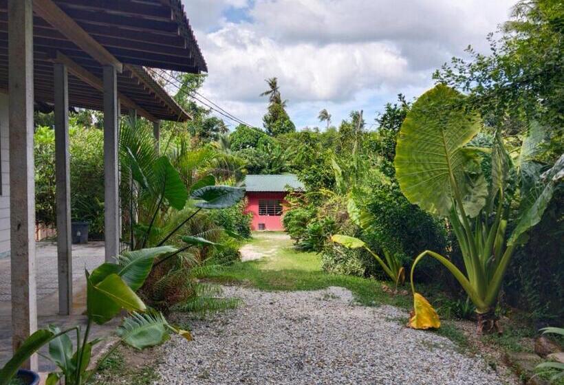 كابينة, Pondok Keladi Langkawi Guesthouse