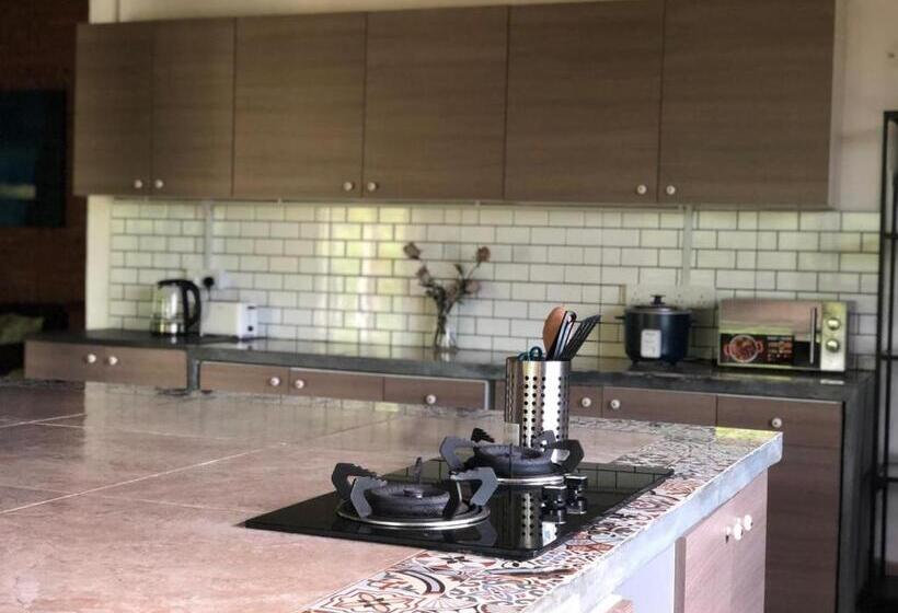 小室, Pondok Keladi Langkawi Guesthouse