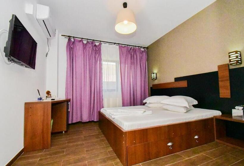 اتاق استاندارد سه نفره, Vila Matei   Eforie Nord