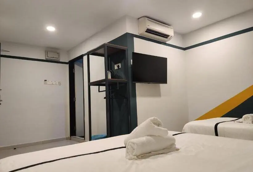اتاق استاندارد سه نفره, Smile Hotel Seri Kembangan