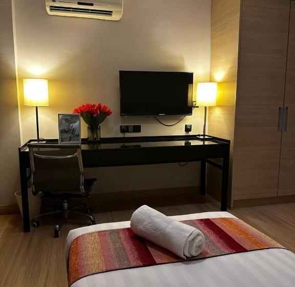 استودیوی سوپریور, The Straits Melaka By Perfect Host